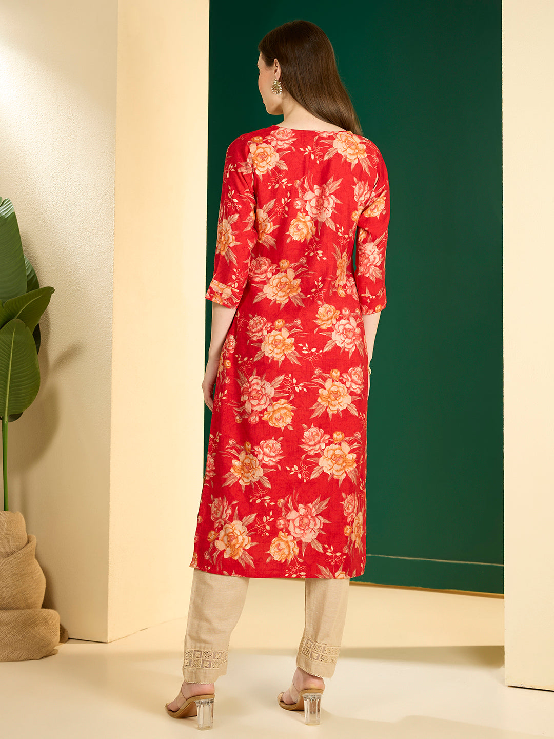 Ethnic & Floral Printed Straight Fit Kurta - Red