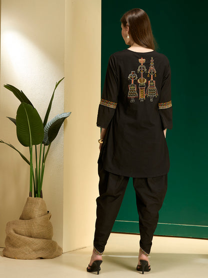 Tribal Motif Threadwork Embroidered Straight Kurta with Dhoti Pant - Black