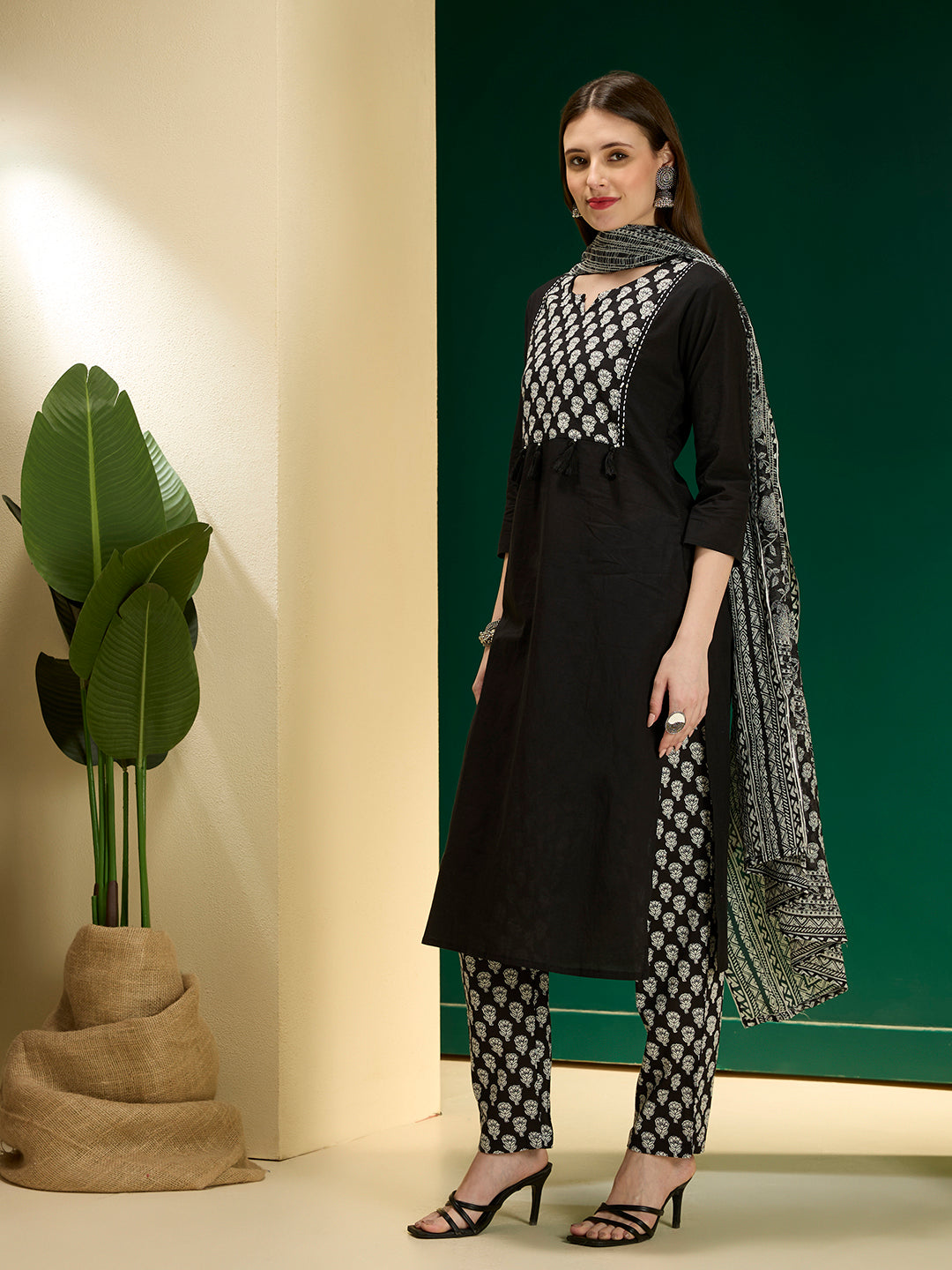 Ethnic Floral Printed Straight Kurta with Pant & Dupatta - Black