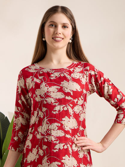 Ethnic & Floral Printed Straight Fit Kurta - Red