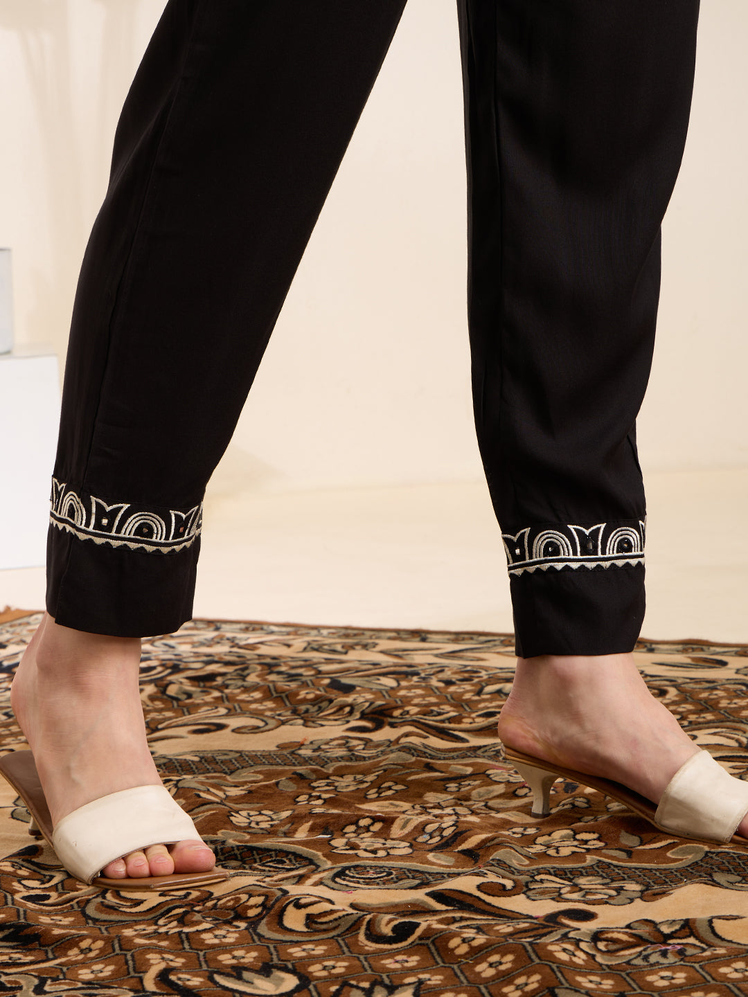 Solid Ethnic Embodied Straight Kurta with Pant & Dupatta - Black