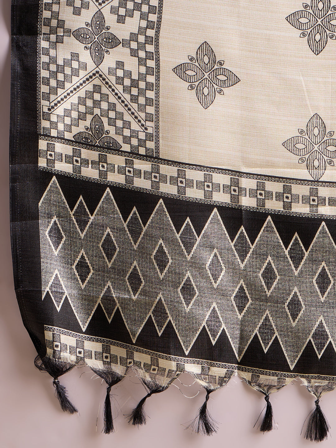 Solid Ethnic Embodied Straight Kurta with Pant & Dupatta - Black