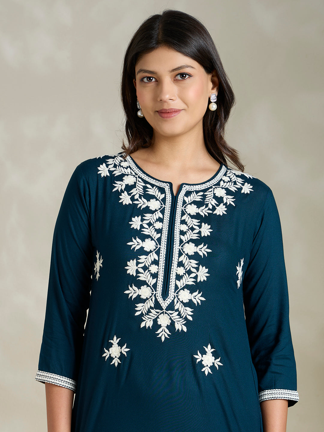 Solid Floral Chikankari Embroidered Straight Fit Kurta - Teal