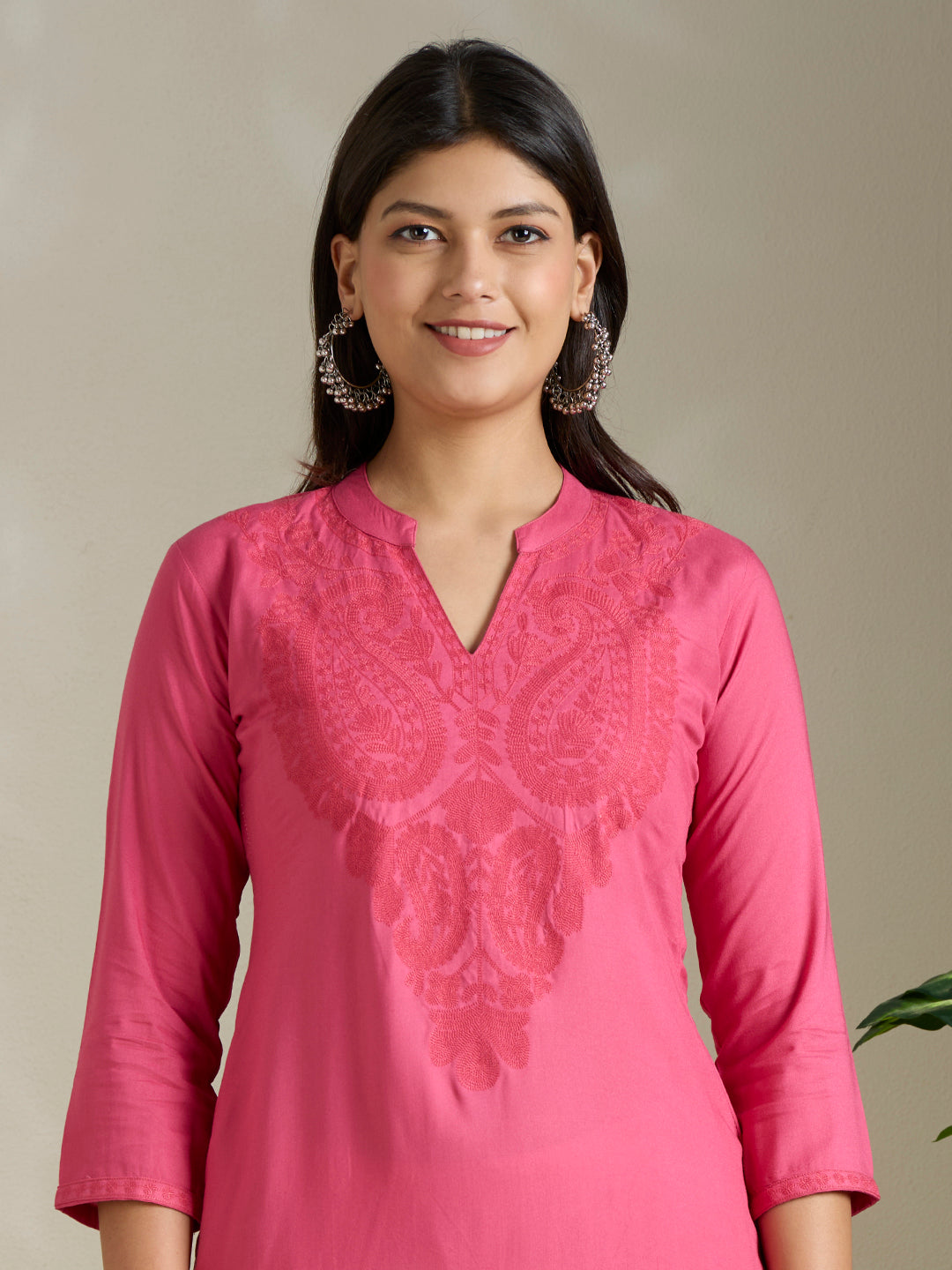 Solid Ethnic Paisley Embroidered Straight Fit Kurta - Pink