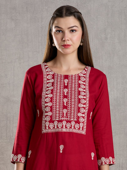 Solid Floral Chikankari Embroidered Straight Fit Kurta - Maroon
