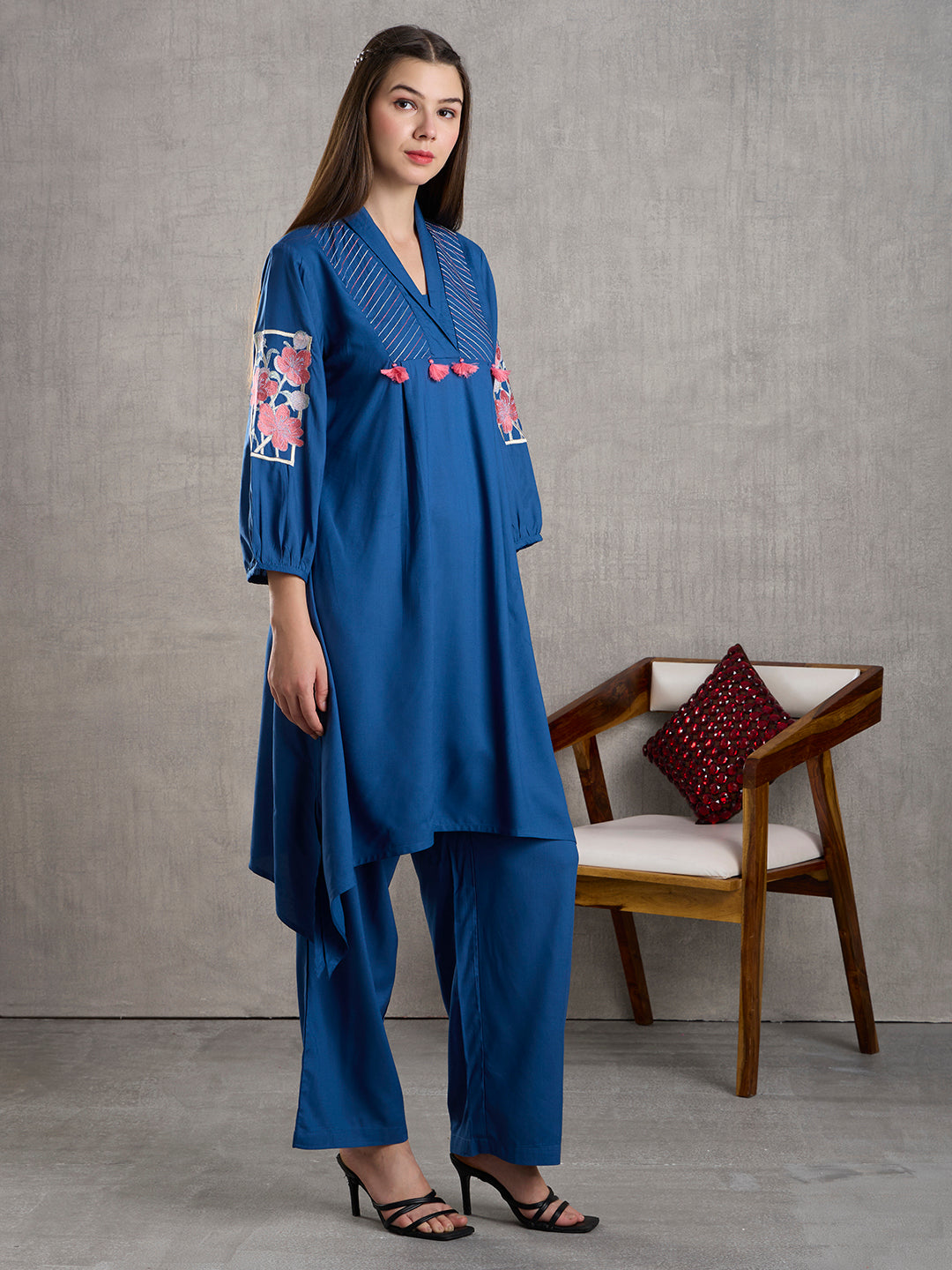 Solid Floral Embroidered A-Line High low Fit Co-ord Set - Blue