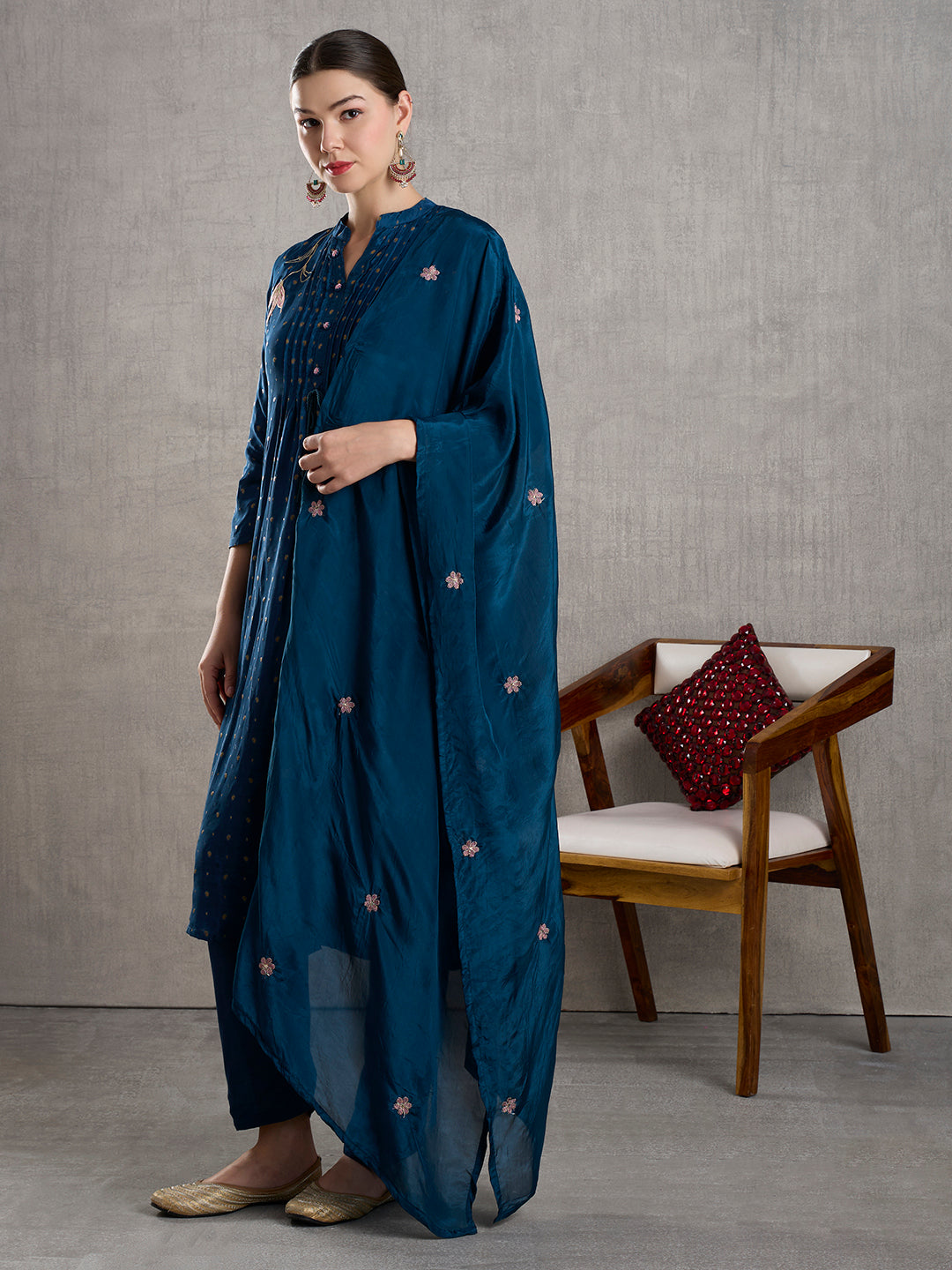 Solid Floral Embroidered Jacquard Kurta with Pant & Dupatta - Navy Blue