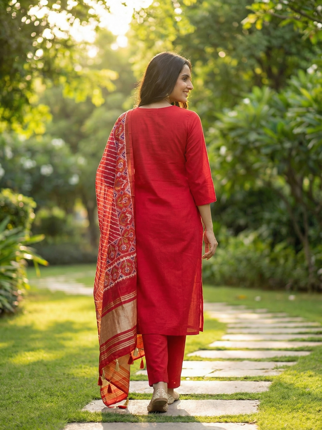 Solid Floral Embroidered Straight Kurta with Pant & Dupatta - Red