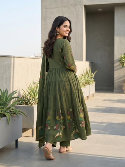 Floral Printed & Solid Embroidered A-Line Kurta with Pant & Dupatta - Green