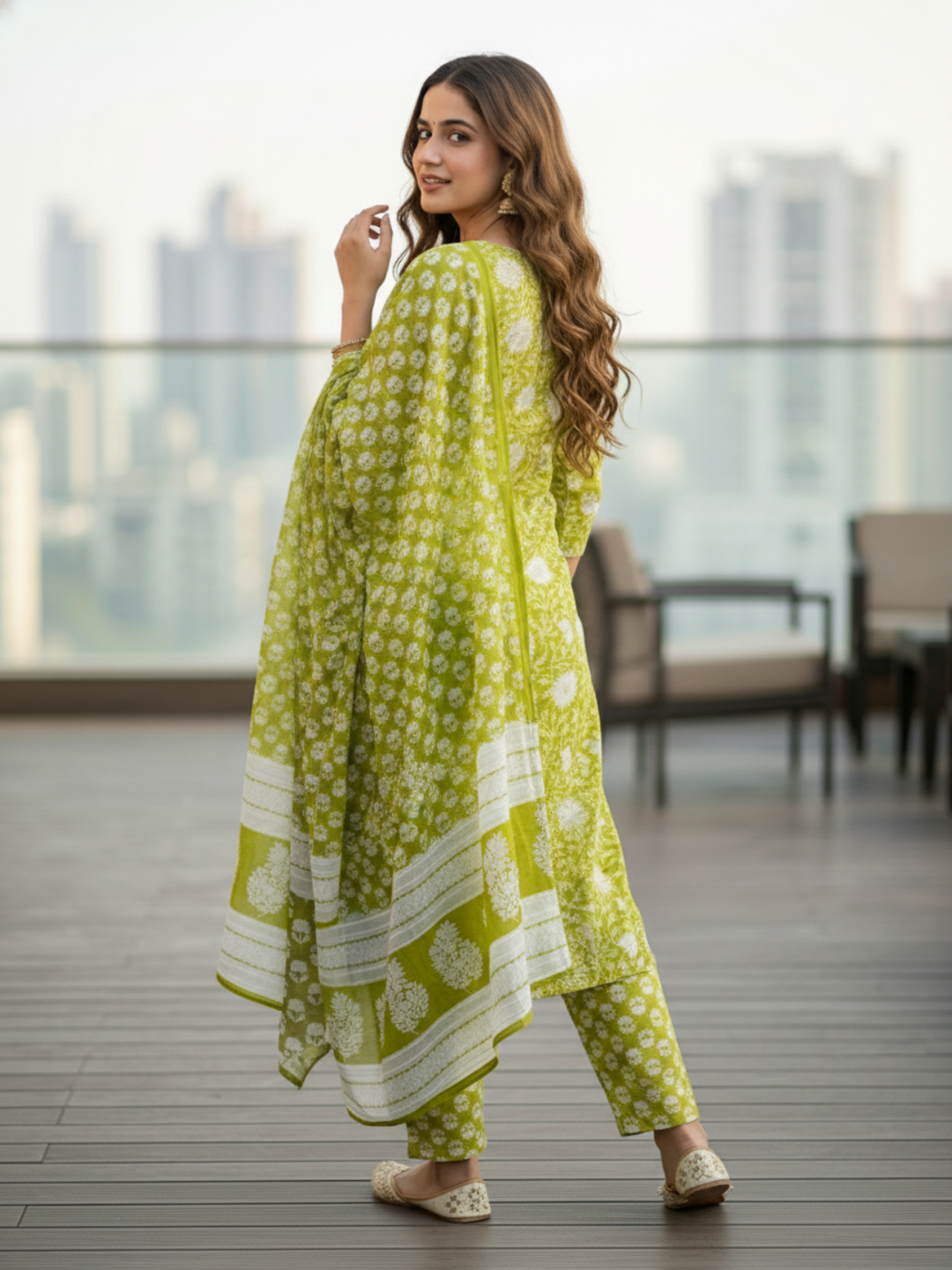 Floral Printed Embellished Straight Kurta with Pant & Dupatta - Green