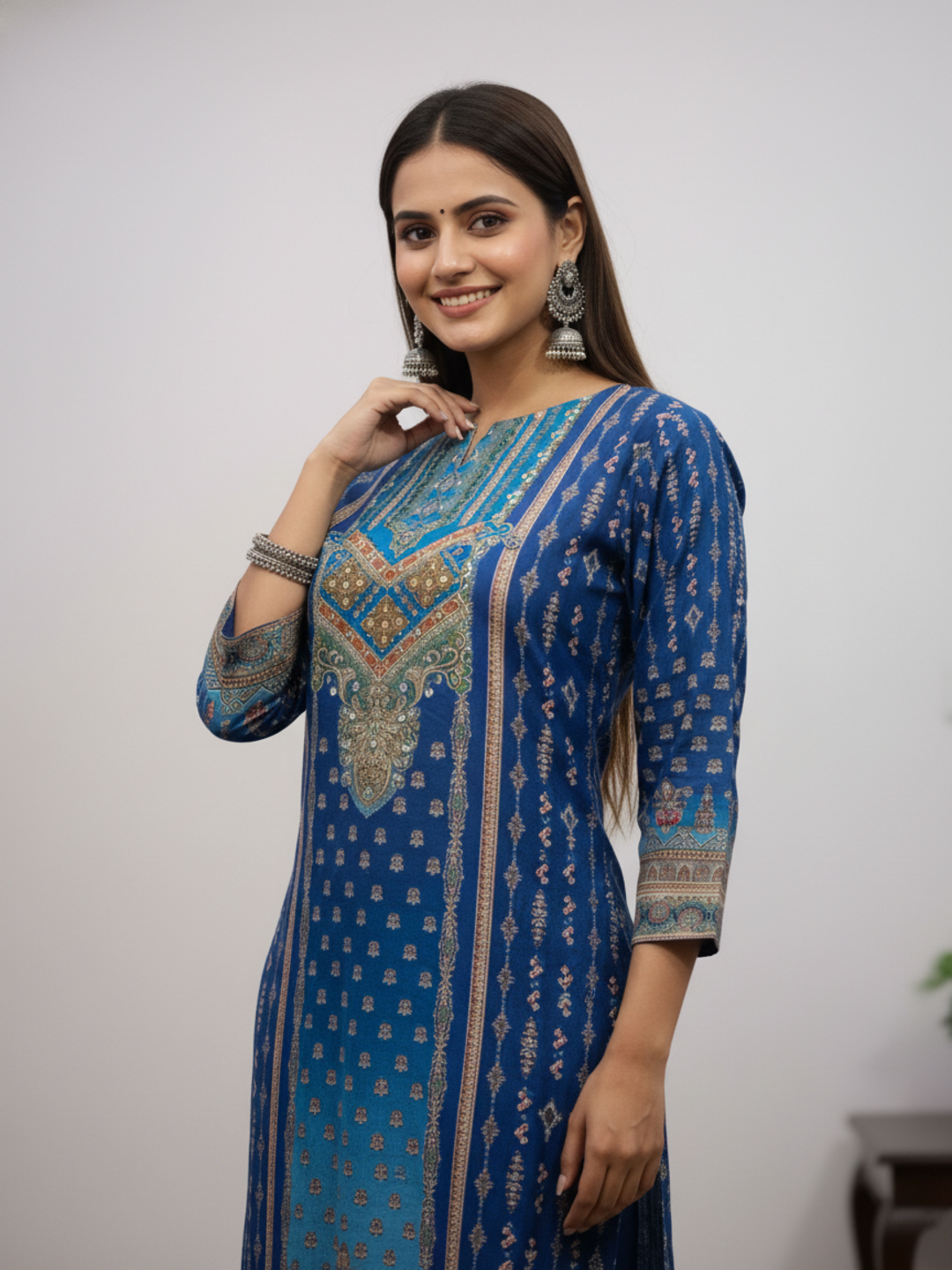 Ethnic Jewelry Print Straight Kurta with Mirror Work - Blue