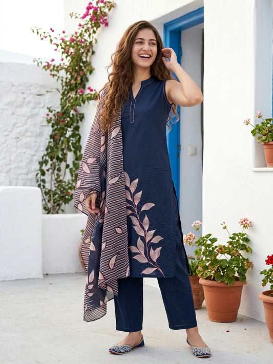 Leaf Motif Embroidered Straight Kurta with Pyjama & Dupatta - Navy Blue