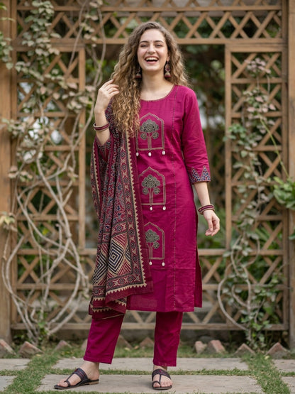 Jharokha Printed Straight Kurta with Pyjama & Dupatta - Magenta