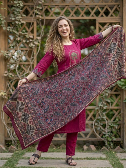 Jharokha Printed Straight Kurta with Pyjama & Dupatta - Magenta