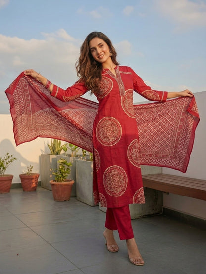 Bandhani Printed Straight Kurta with Pant & Dupatta - Red