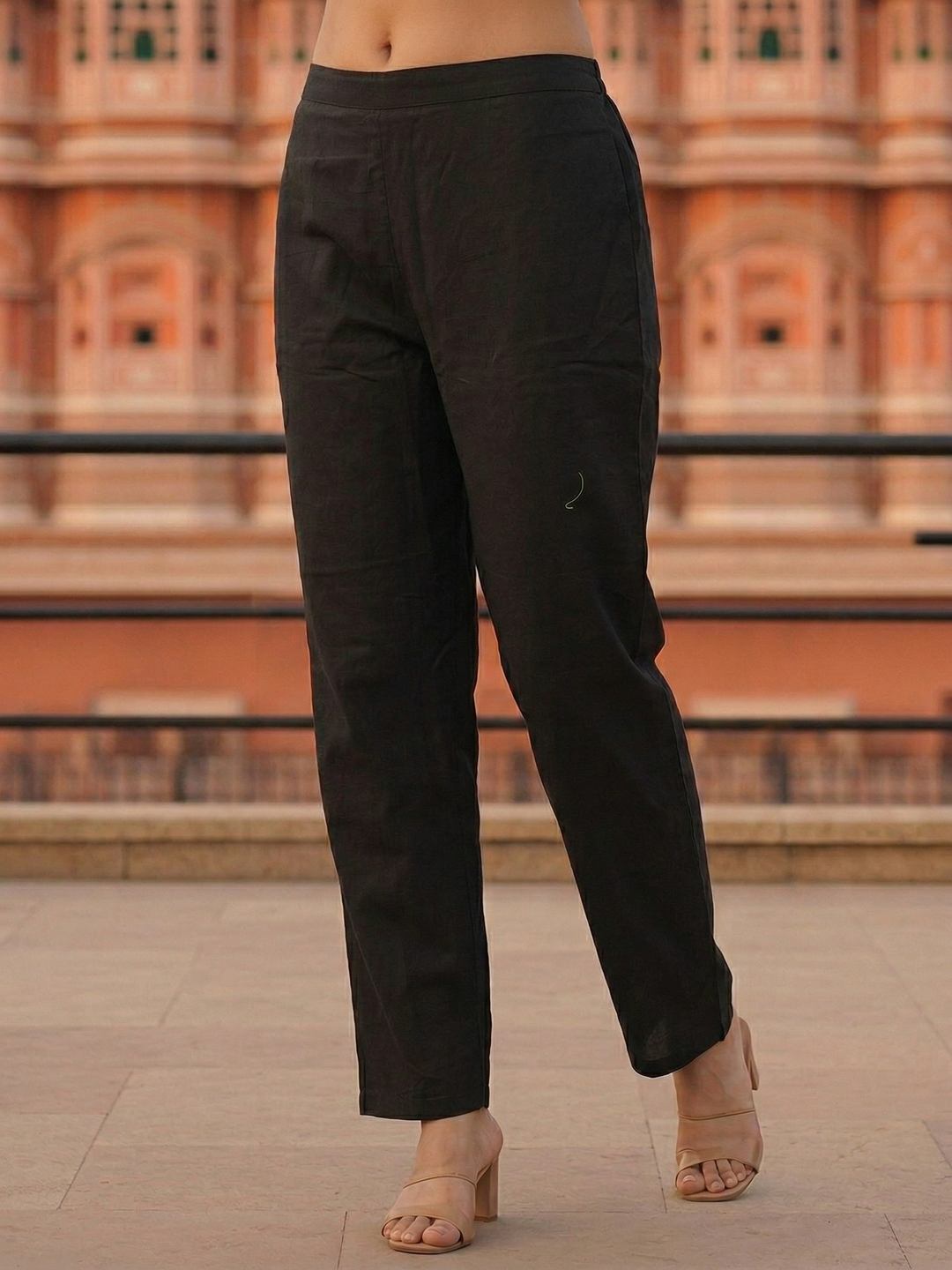 Solid Straight Fit Cotton Kurta with Pant & Mirror Work Sleeveless Jacket - Black