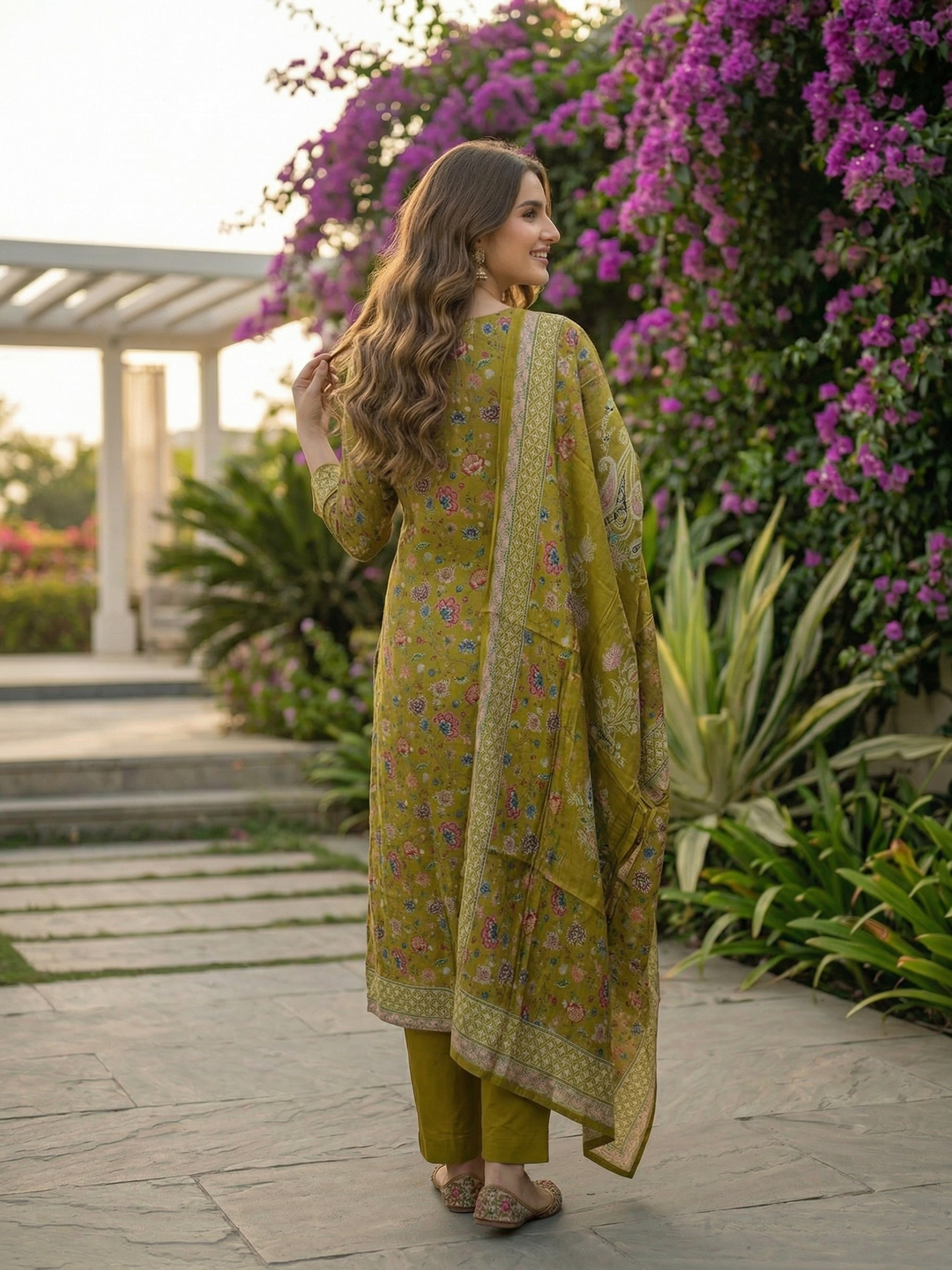 Ethnic Printed Straight Kurta with Pant & Dupatta - Green