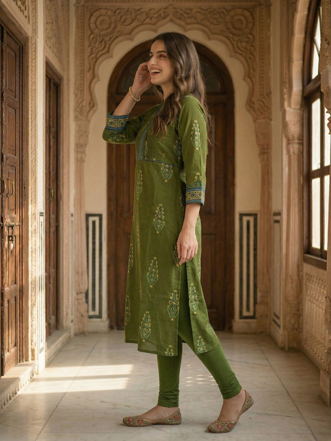Floral Print Pintuck Yoke Straight Kurta - Olive Green