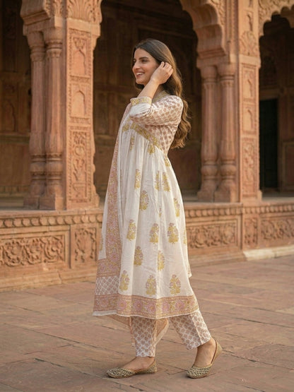 Mughal Print Empire Cut Cotton Kurta Set with Pant & Voile Dupatta - Peach