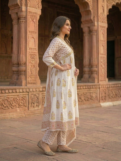 Mughal Print Empire Cut Cotton Kurta Set with Pant & Voile Dupatta - Peach