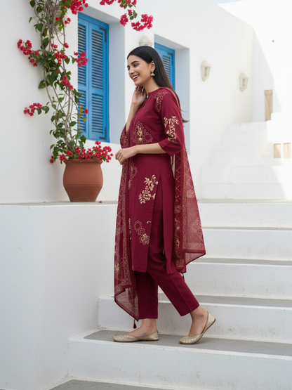 Ethnic Print Straight Cotton Kurta with Pyjama & Printed Voile Dupatta - Maroon