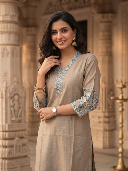 Grey muslin silk embroidered kurta and trouser set, product photo 4