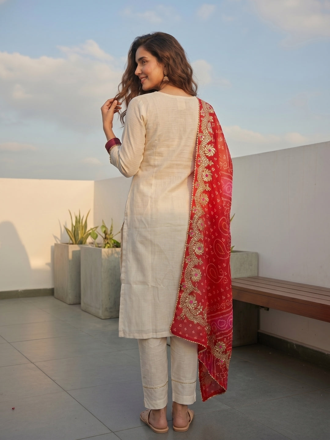Solid Gota Patti Embroidered Straight Fit Kurta with Pant and Bandhani Printed Dupatta - Off White