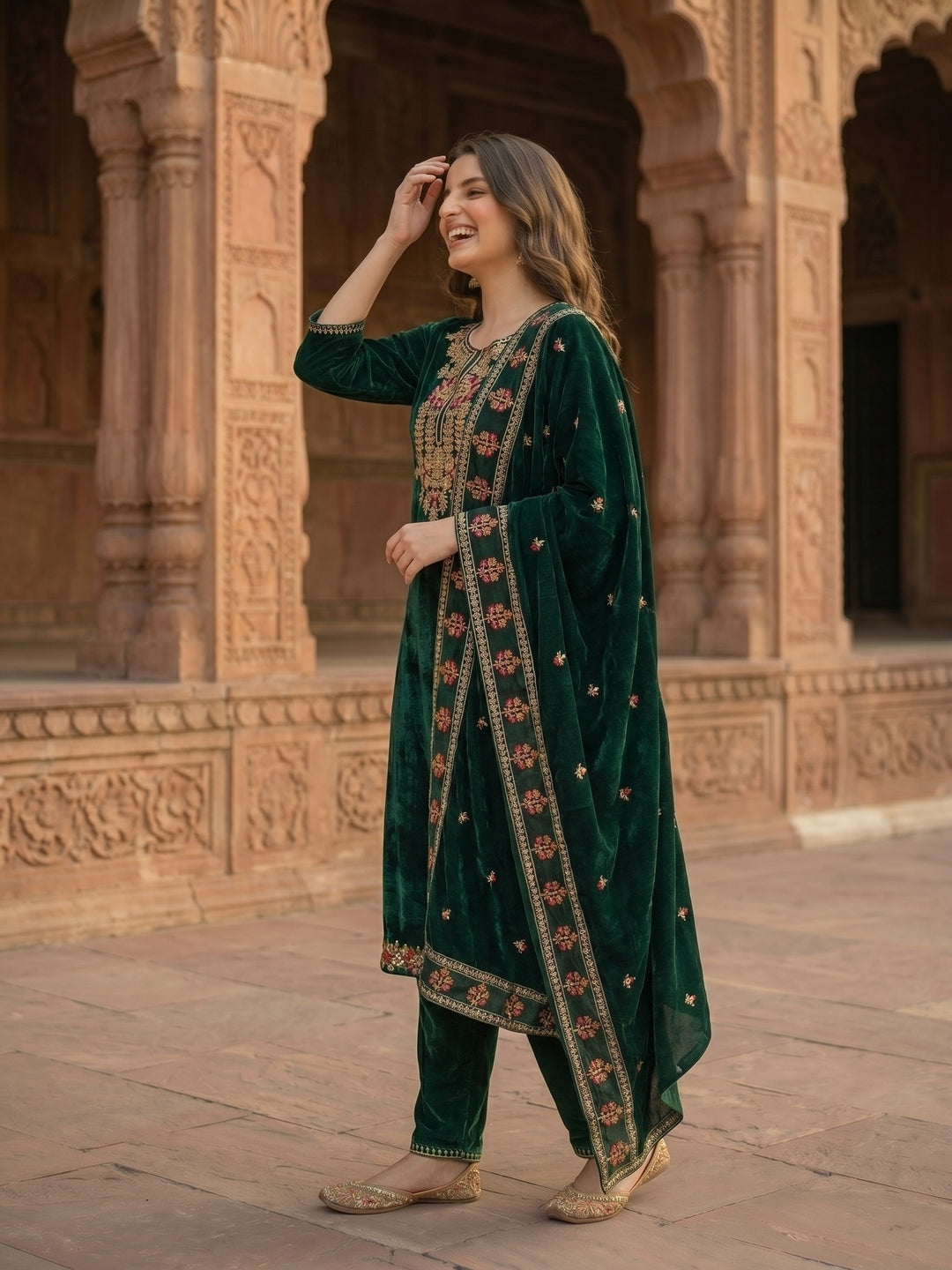Floral Embroidered Straight Kurta with Pant & Dupatta - Emerald Green