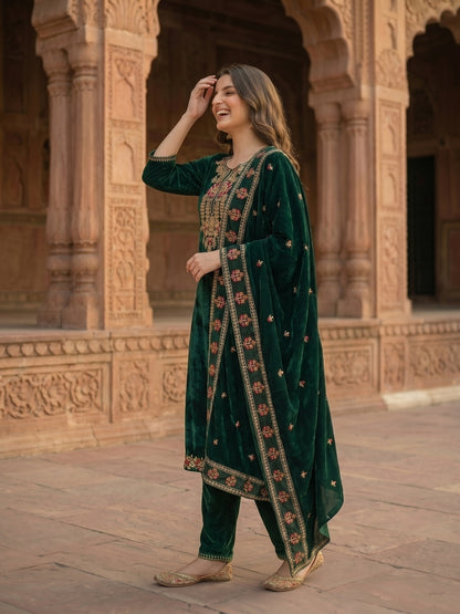 Floral Embroidered Straight Kurta with Pant & Dupatta - Emerald Green