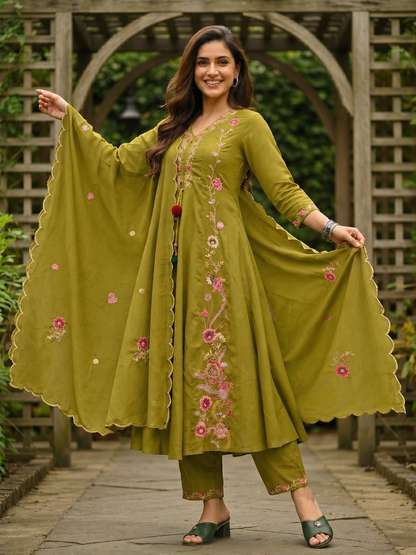 Solid Floral Embroidered Anarkali with Pant & Scalloped Dupatta - Green