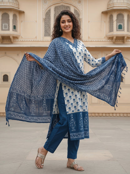 Bootie Print Straight Kurta with Pant & Printed Voile Dupatta - Off White & Blue