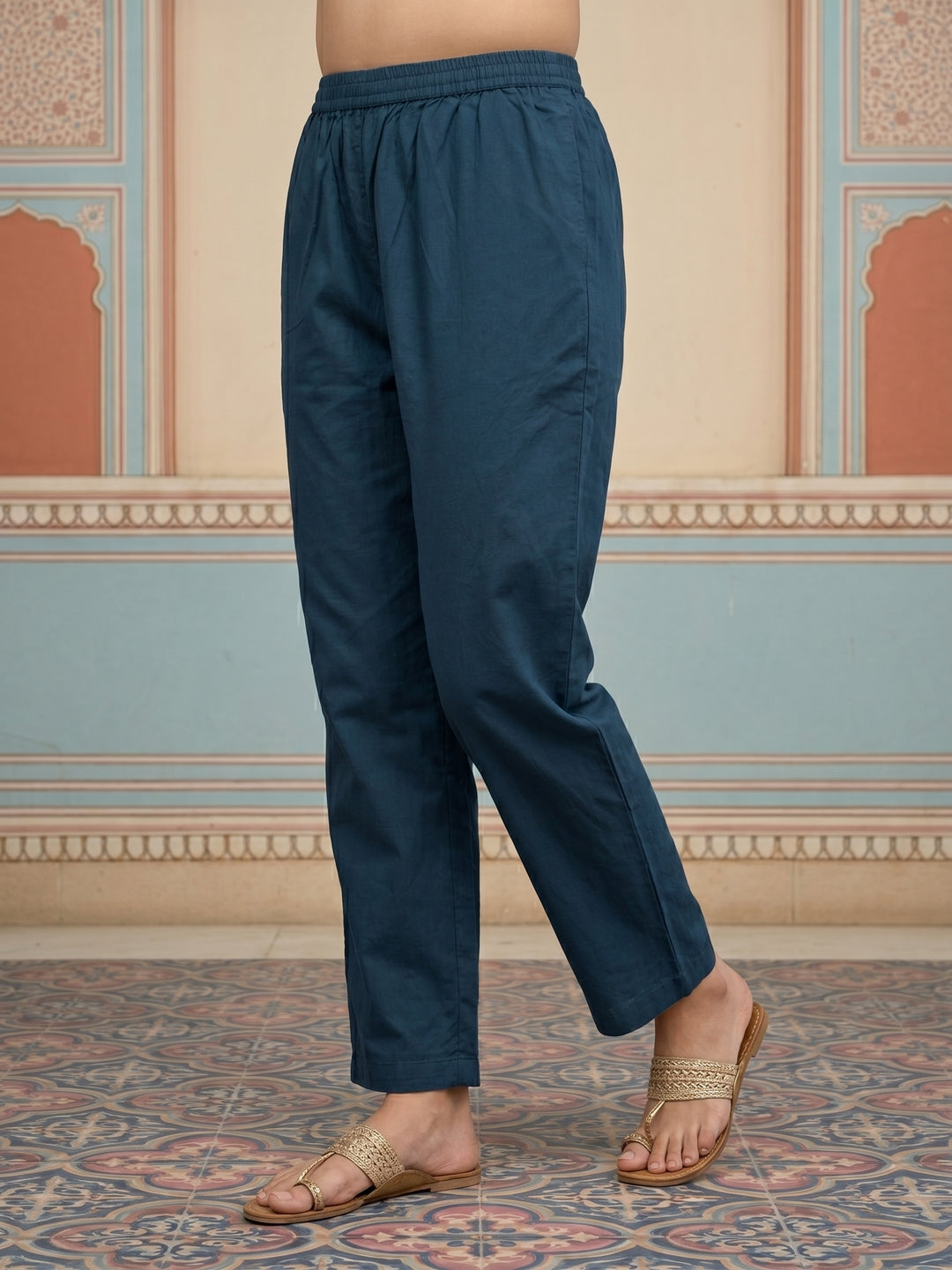 Stripe Print Straight Kurta with Pyjama & Solid Voile Dupatta - Blue