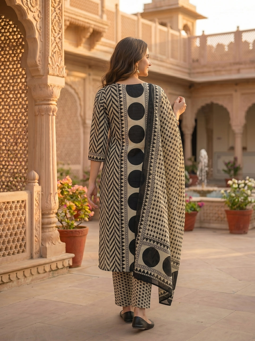 Abstract Geometric Printed Mirror Work & Sequin Straight Kurta with Pant & Dupatta - Black