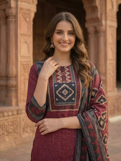 Geometric Printed Straight Kurta with Pant & Dupatta - Mauve