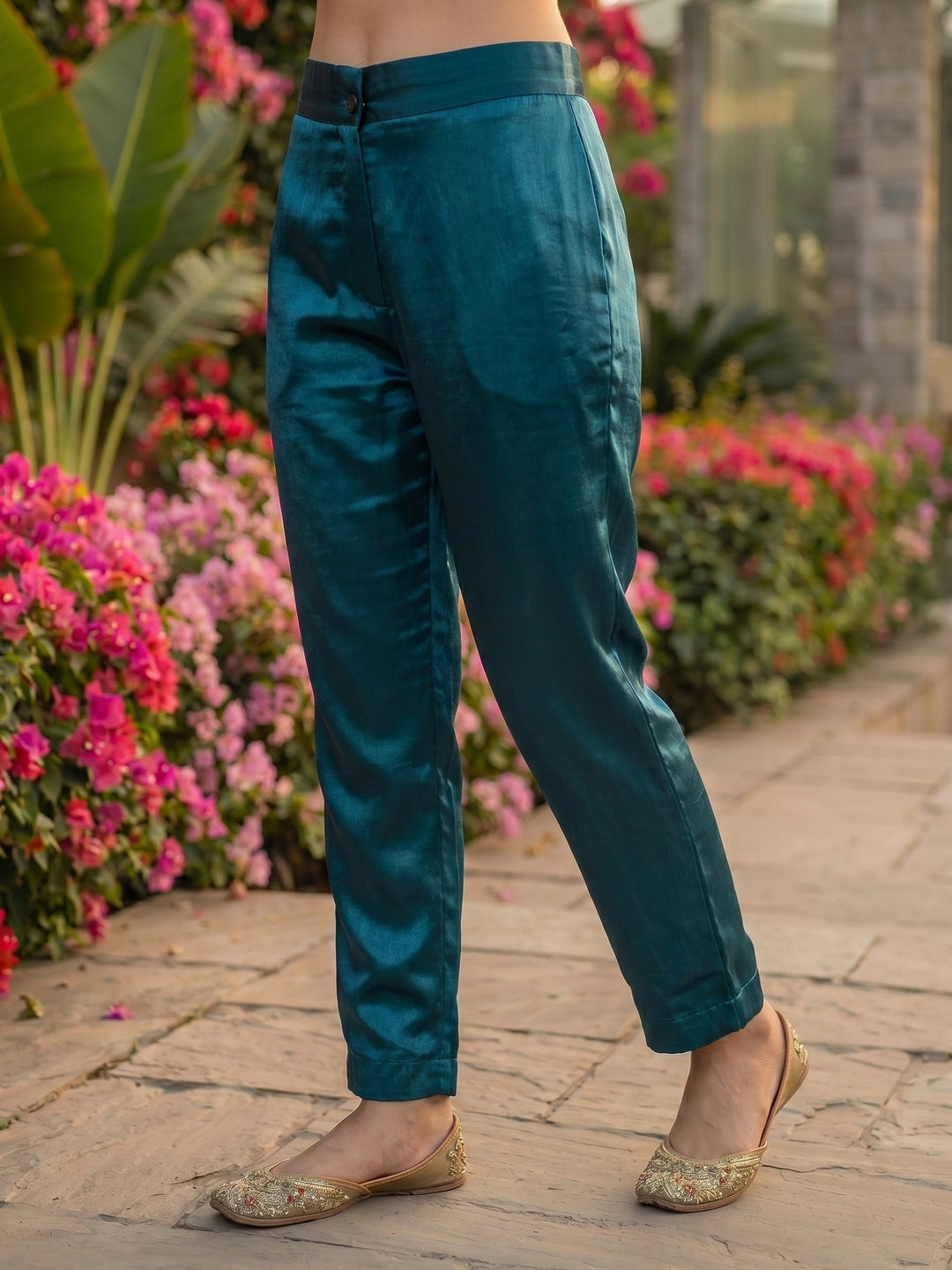 Bandhani Printed Embroidered Straight Kurta with Pant and Dupatta - Blue
