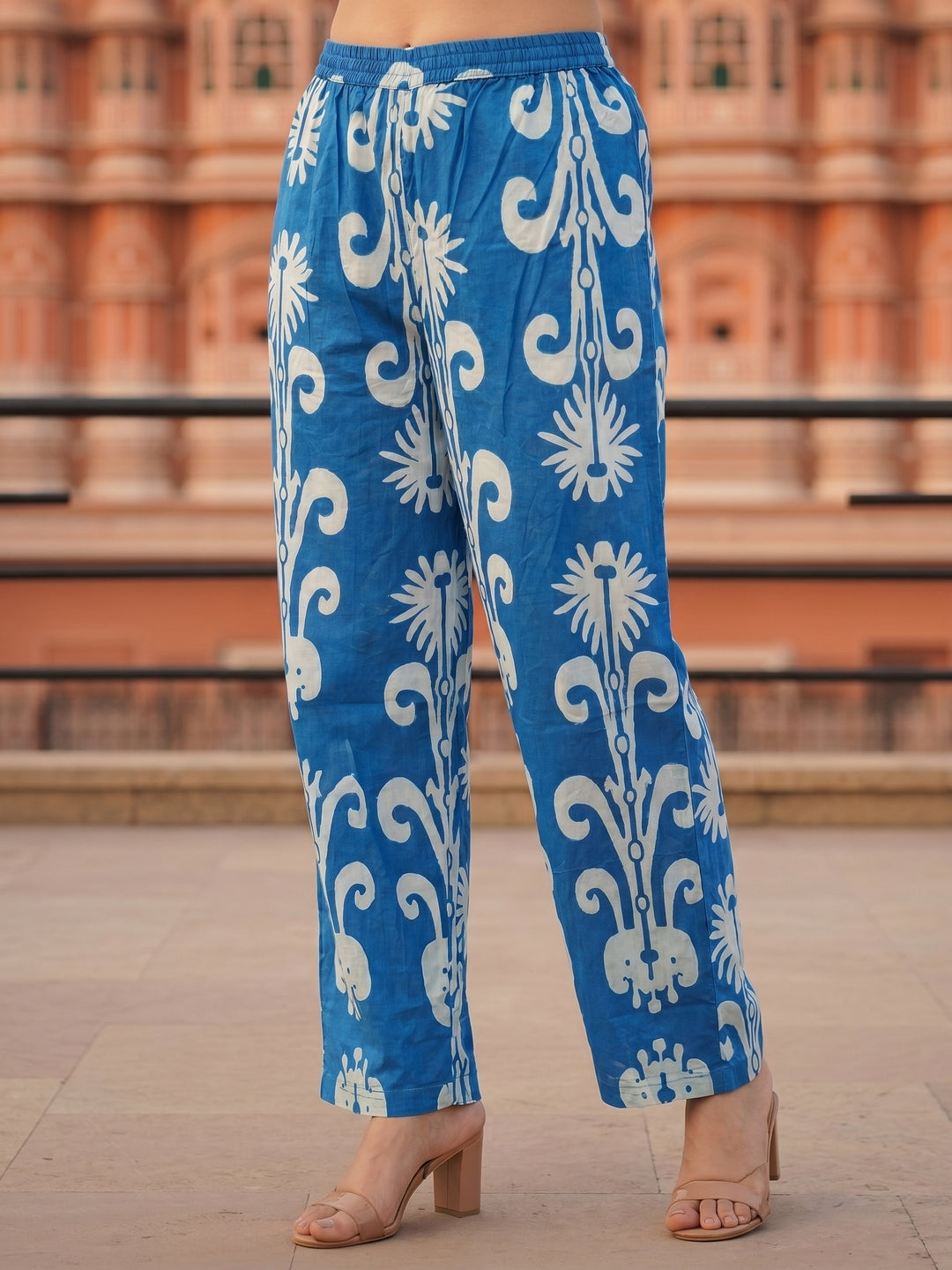 Ikat-Inspired Print Straight Kurta with Palazzo - Blue
