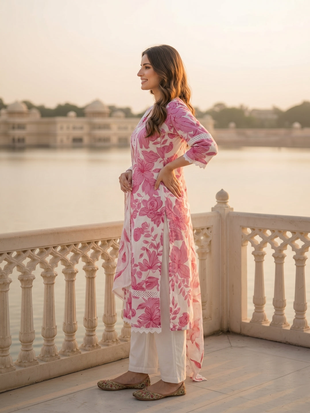 Floral Print Straight Kurta with Pant & Hand Painted Dupatta - Pink