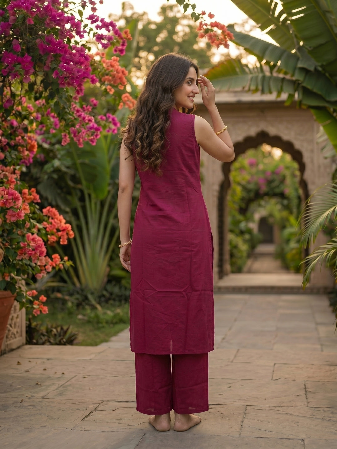 Solid Kantha Work Sleeveless Straight Kurta with Pyjama - Magenta