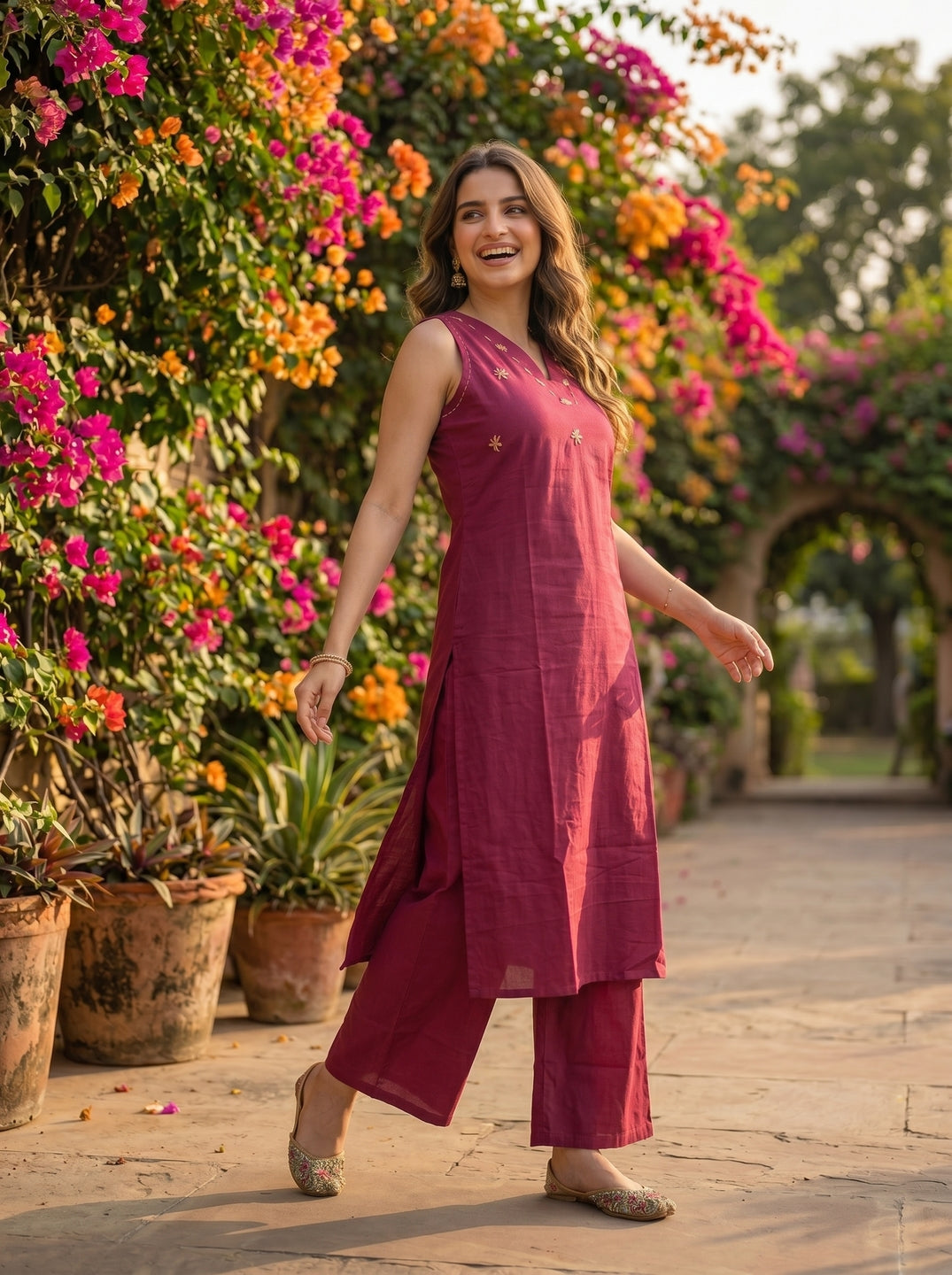 Solid Kantha Work Sleeveless Straight Kurta with Pyjama - Magenta