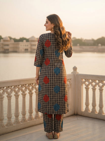 Abstract Checks & Foliage Print Straight Kurta with Palazzo - Black