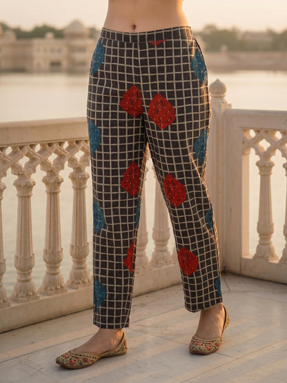 Abstract Checks & Foliage Print Straight Kurta with Palazzo - Black