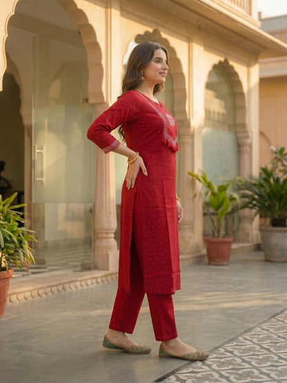 Bandhani Print Mirror Embroidered Straight Kurta with Pyjama & Dupatta - Red