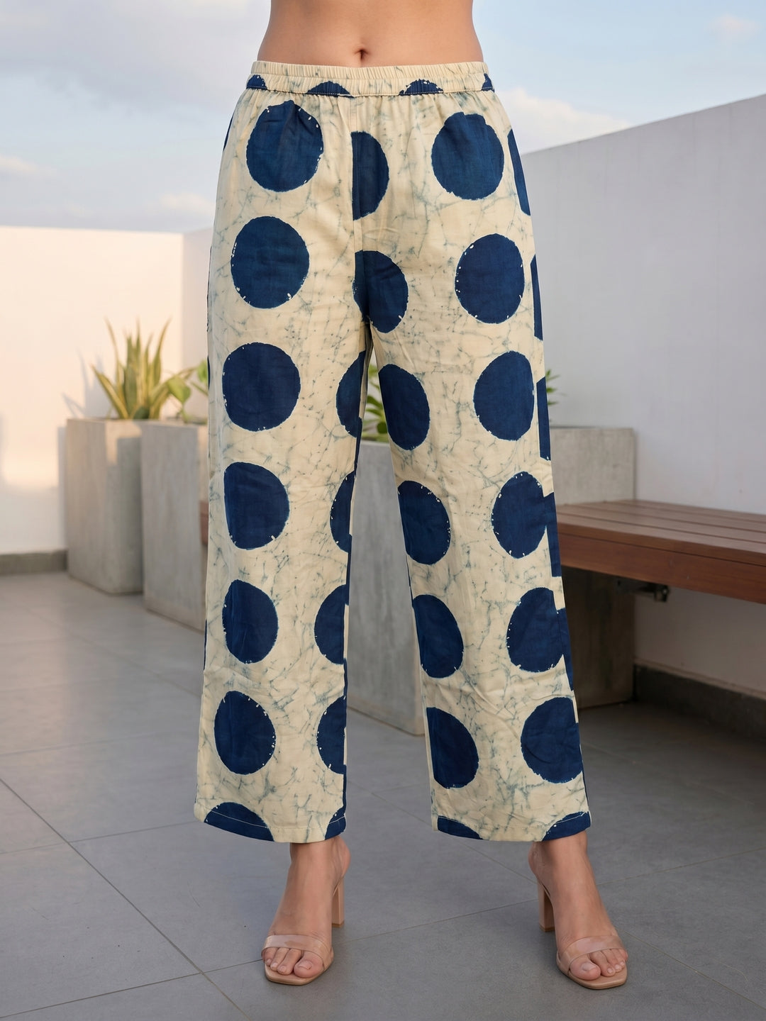 Navy Blue Geometric Printed Kurta Set with Straight Pant