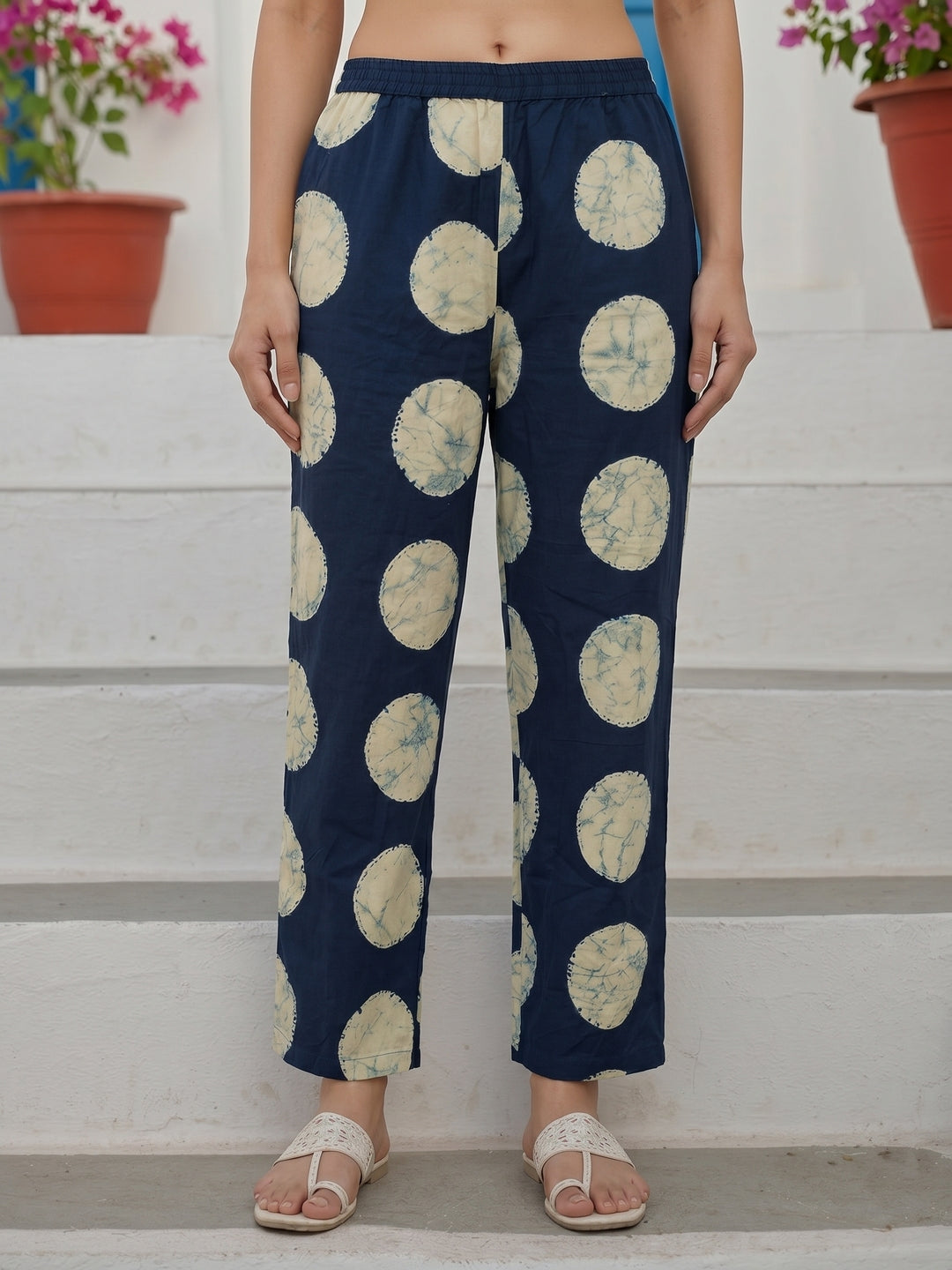 Ivory & Navy Blue Geometric Printed Kurta Set with Straight Pant