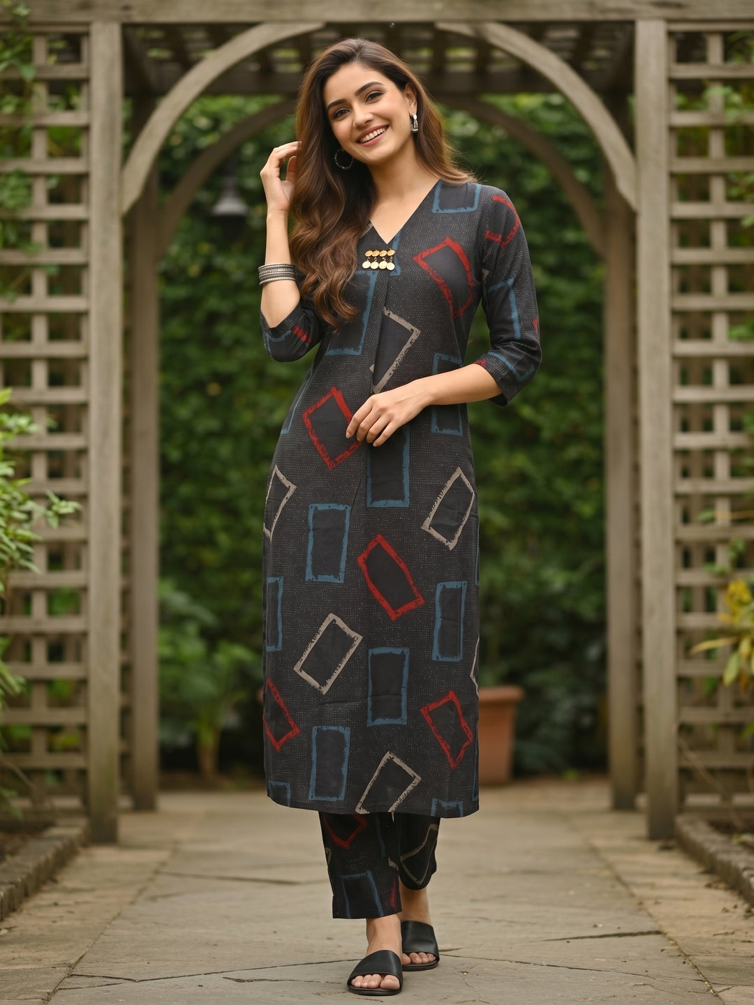 Black Geometric Abstract Printed A-Line Kurta Co-ord Set