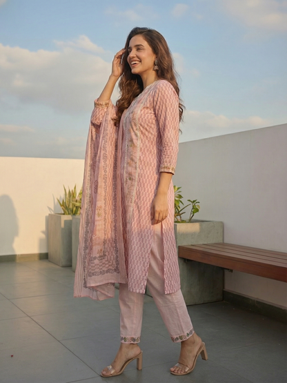 Ethnic Print Paneled Lace Straight Kurta with Pant and Dupatta - Mauve