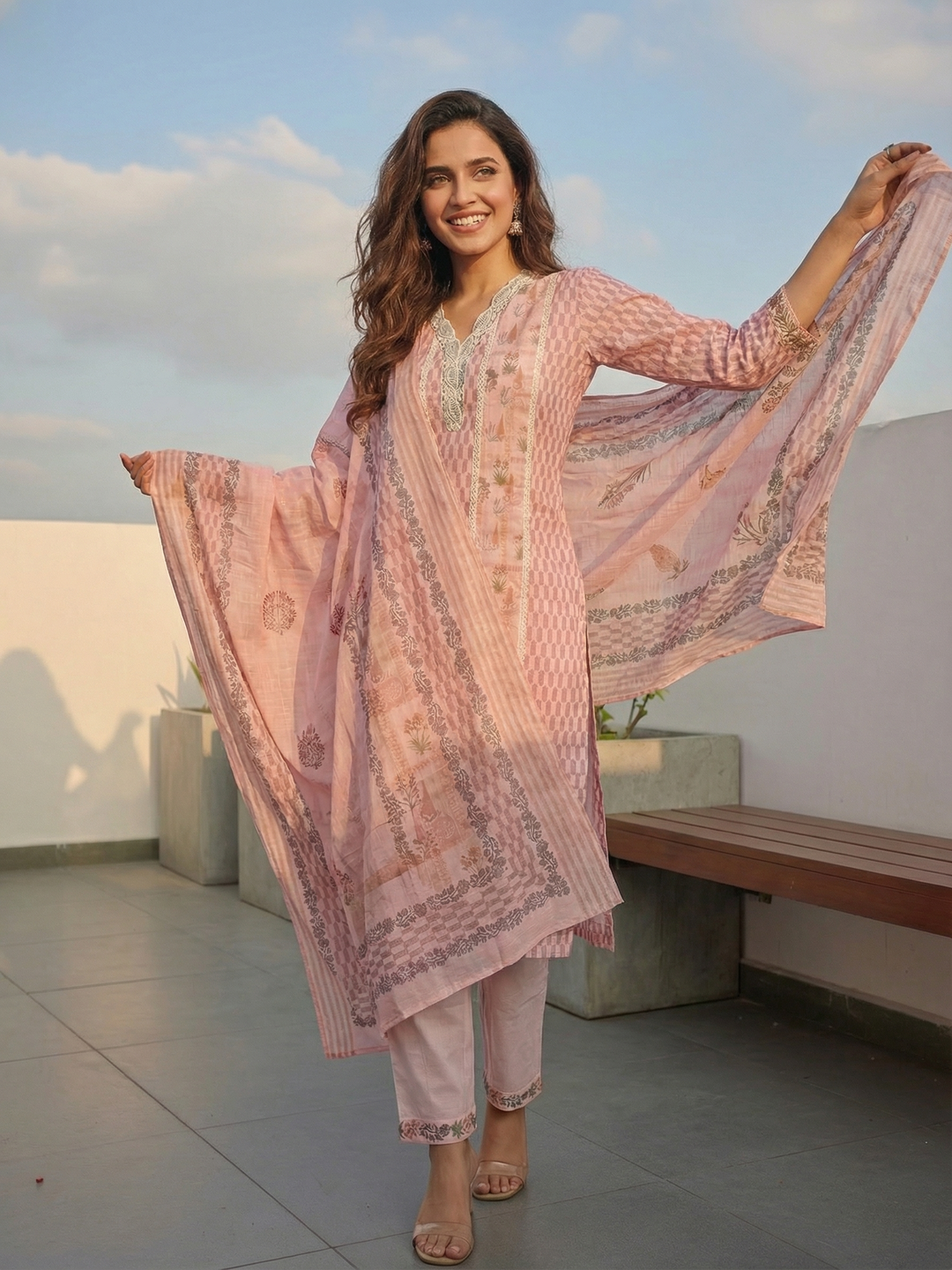 Ethnic Print Paneled Lace Straight Kurta with Pant and Dupatta - Mauve