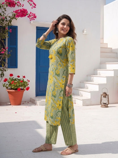 Floral Printed Straight Kurta with Palazzo & Dupatta - Green