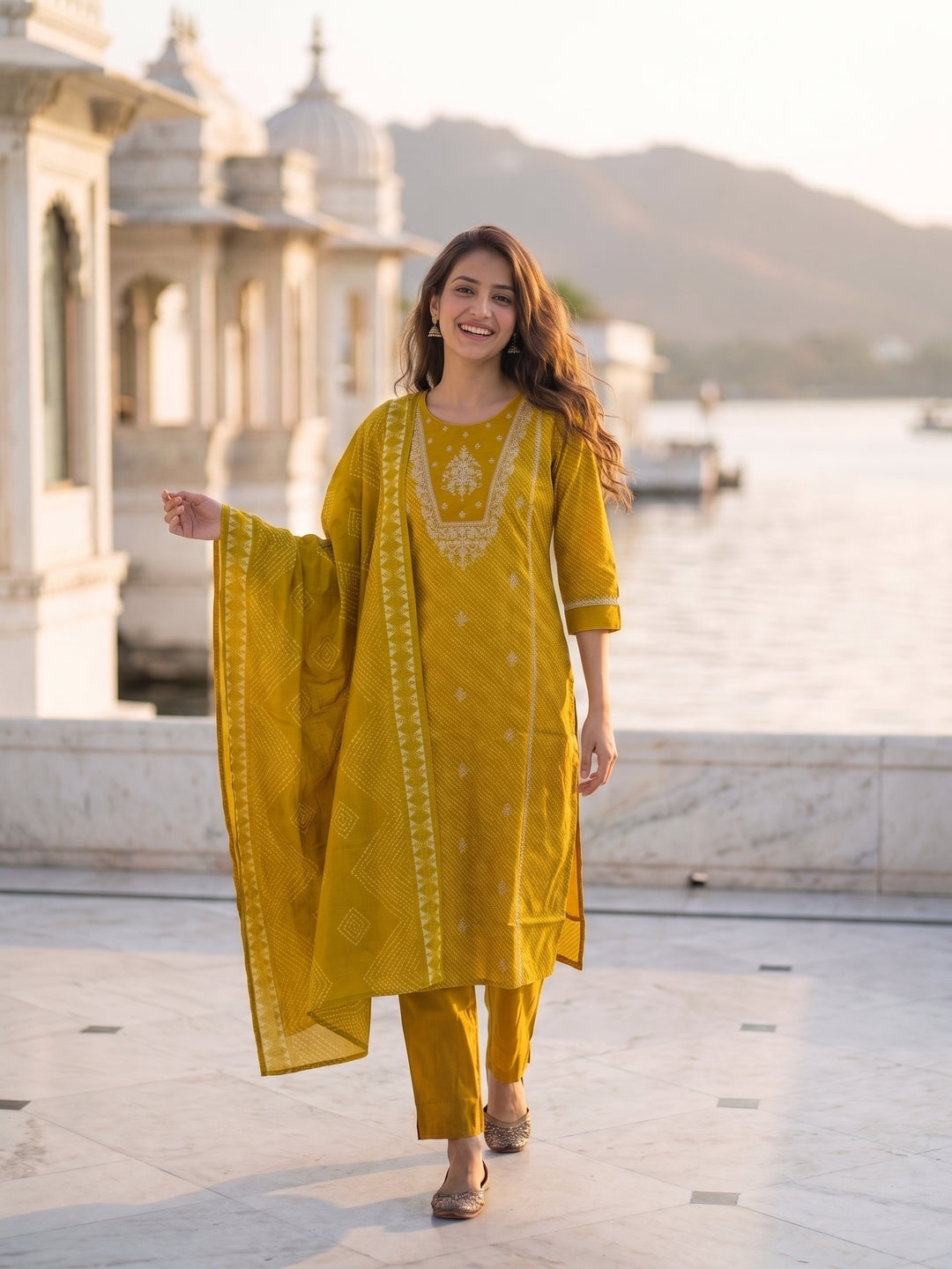 Mehndi Green Lehariya Print Art Silk Kurta Set with Pyjamas & Dupatta