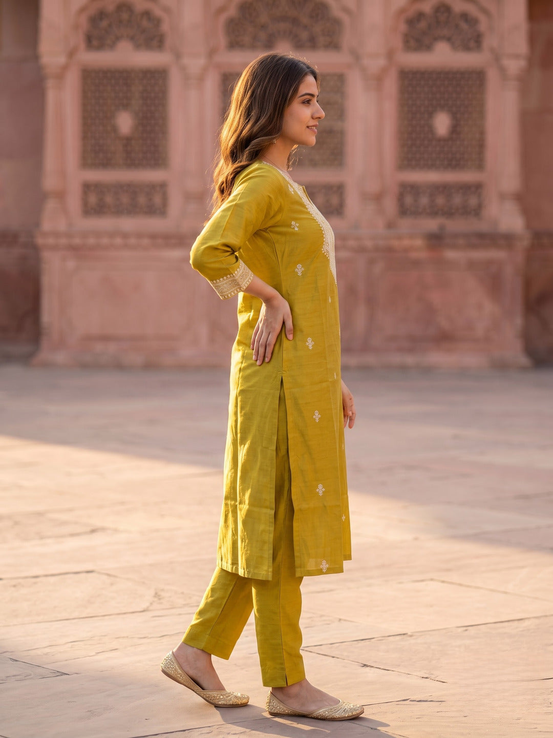 Mehndi Green Chanderi Silk Embroidered Straight Kurta